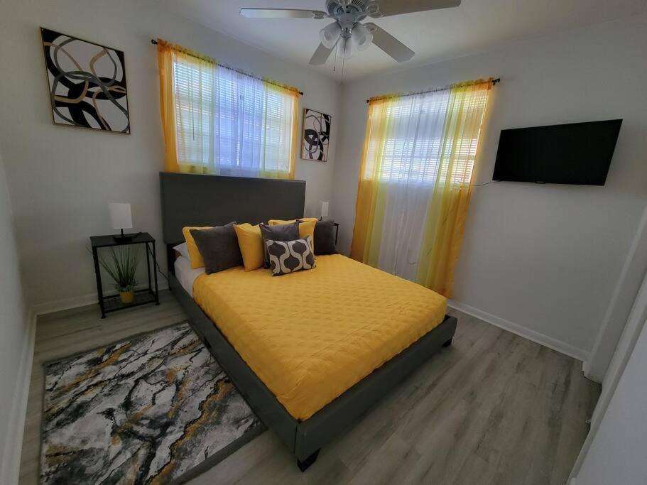Apartmán Sol Miami # 2 With Free Parking Exteriér fotografie