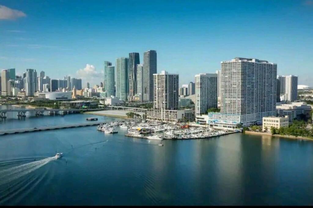 Apartmán Sol Miami # 2 With Free Parking Exteriér fotografie